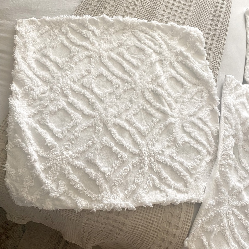 Euro Shams by Rachel Zoe